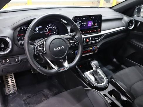 Used 2023 Kia Forte GT-Line w/ GT-Line Technology Package FWD image 19