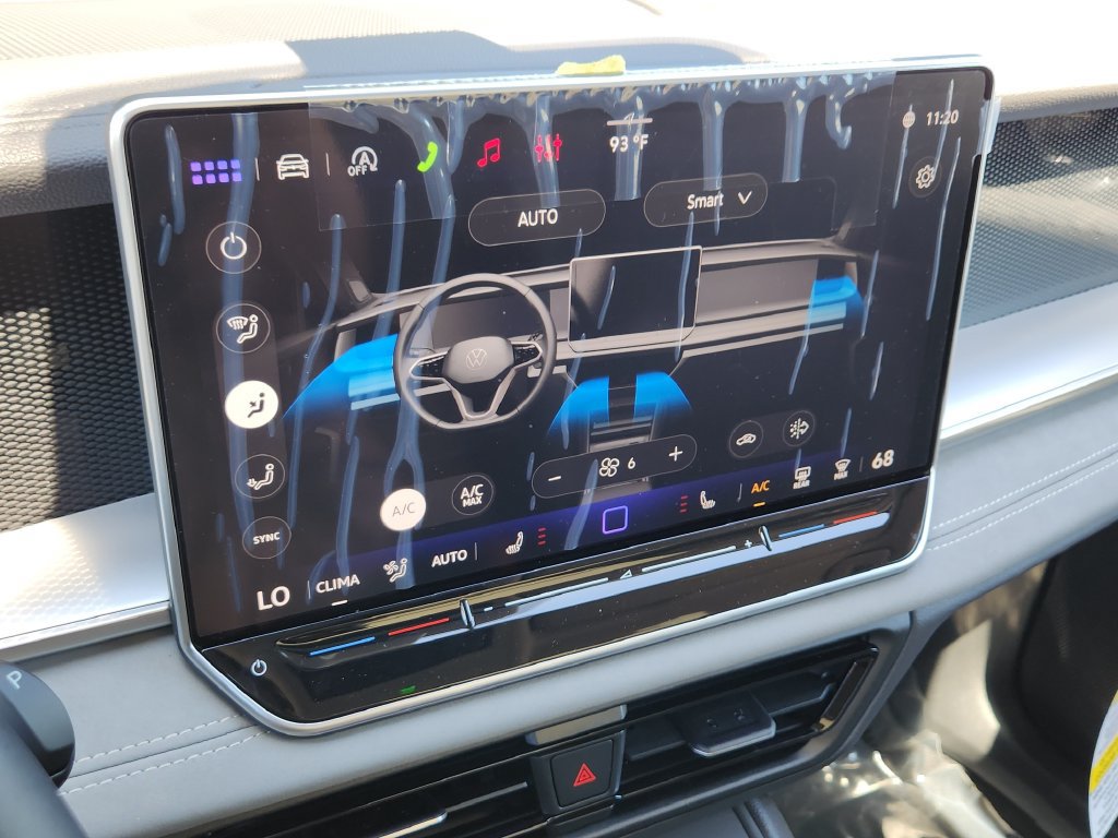 New 2026 Volkswagen Tiguan SE AWD/4WD image 9