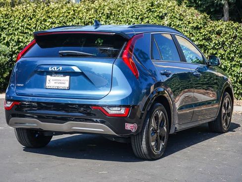Used 2024 Kia Niro Wave FWD image 6