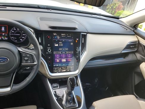 Used 2020 Subaru Outback Limited AWD/4WD image 19