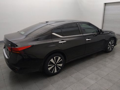 Used 2021 Nissan Altima 2.5 SV FWD image 10
