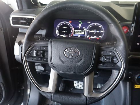 Used 2025 Toyota 4Runner TRD Sport Premium w/ Tow Technology Package AWD/4WD image 13