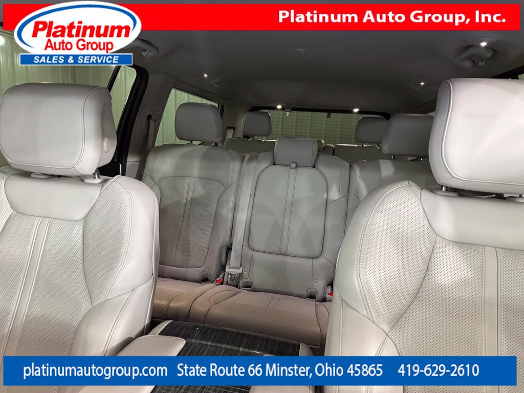 Used 2022 Jeep Wagoneer Series III AWD/4WD image 15