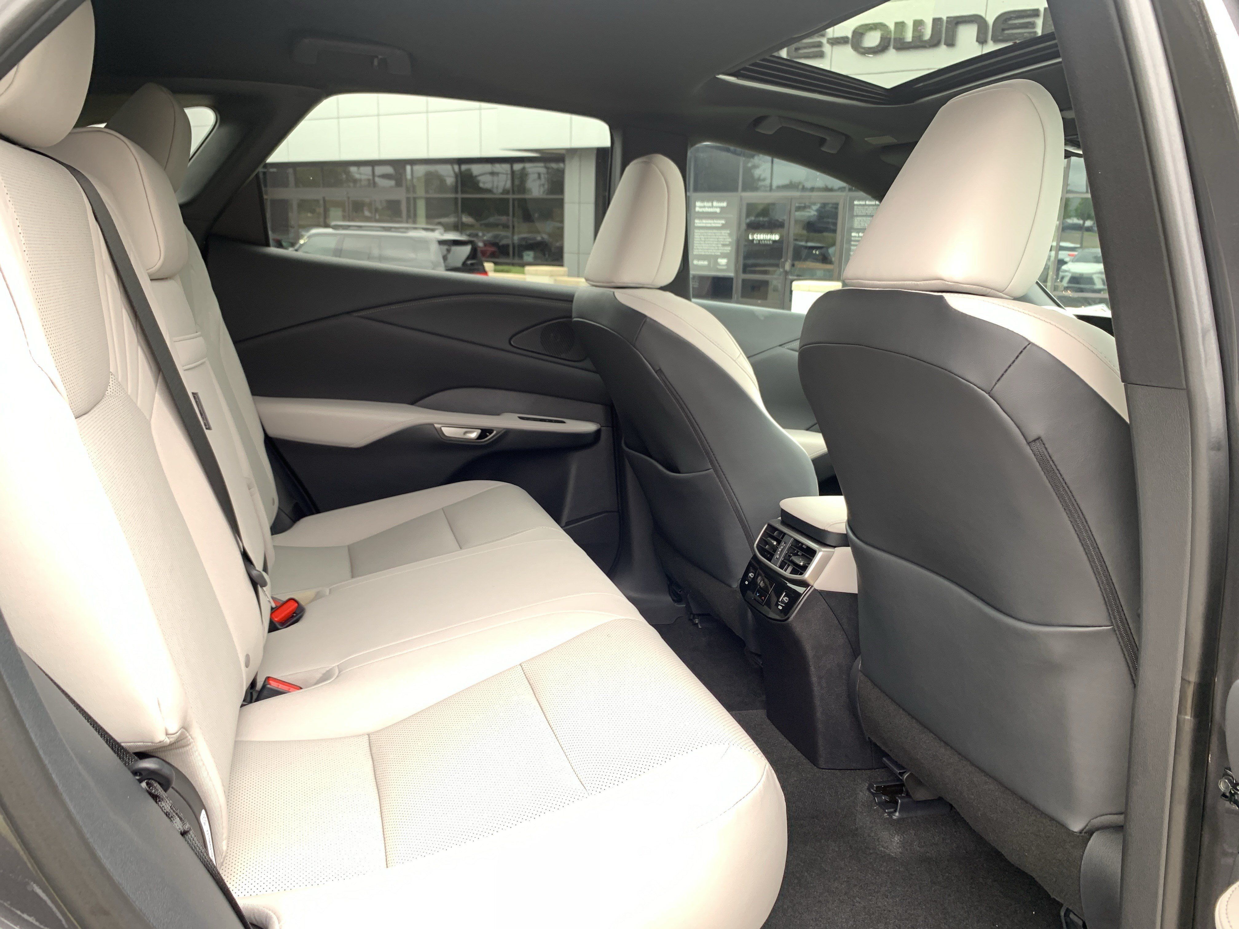 Used 2026 Lexus RX 350 F Sport w/ Convenience Package AWD/4WD image 33