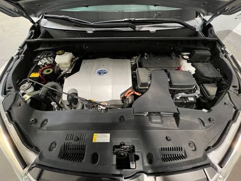 Used 2019 Toyota Highlander XLE AWD/4WD image 27