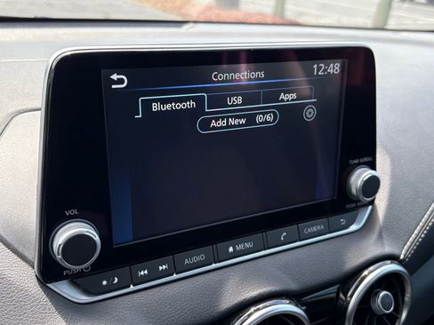 Used 2024 Nissan Sentra SV FWD image 17