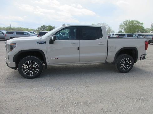 New 2026 GMC Sierra 1500 AT4 w/ AT4 Premium Package image 10