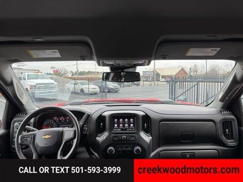 Used 2025 Chevrolet Silverado 2500 Custom w/ Custom Value Package image 6