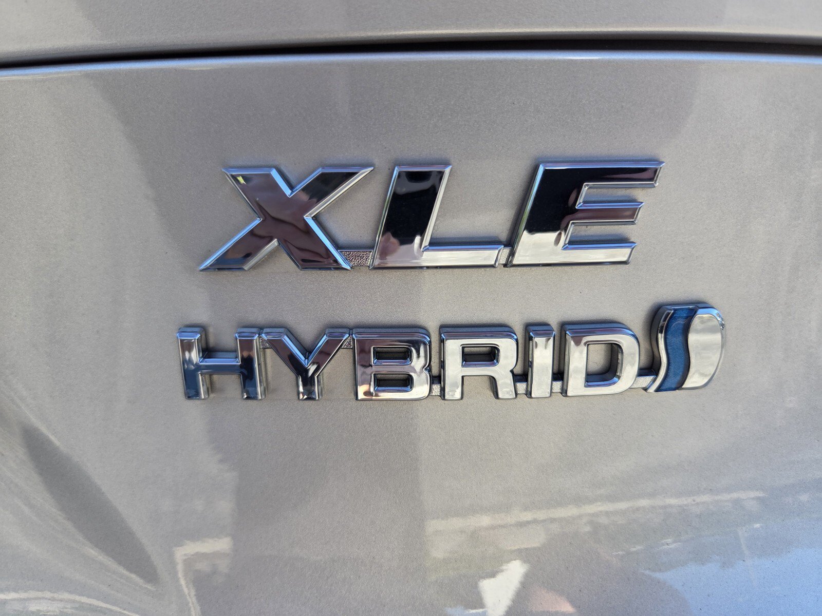 Used 2022 Toyota Venza XLE AWD/4WD image 14