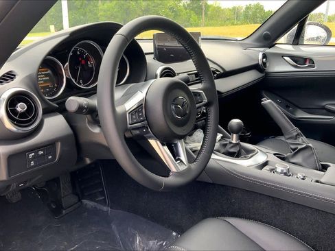 New 2026 MAZDA MX-5 Miata Grand Touring RWD image 8