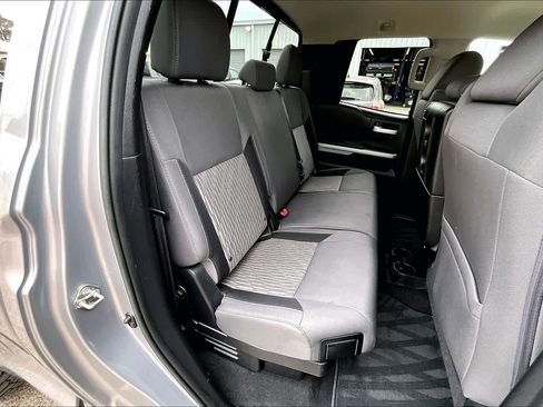 Used 2016 Toyota Tundra SR5 w/ Tow Package image 22