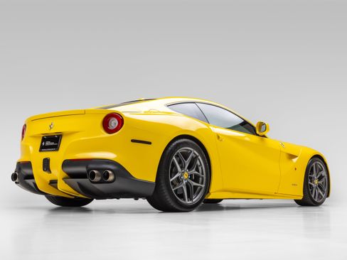 Certified 2017 Ferrari F12 Berlinetta RWD image 16