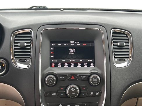 Used 2018 Dodge Durango SXT w/ 3rd Row Seating Group image 16