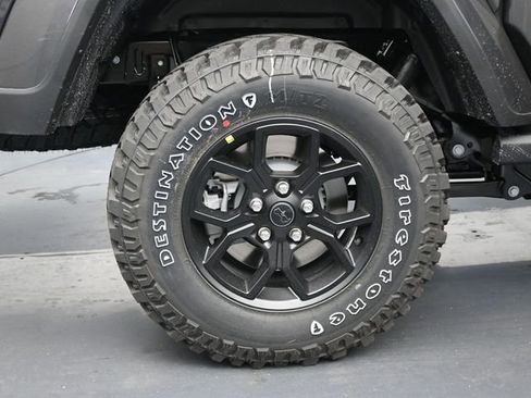 New 2026 Jeep Gladiator Willys image 31