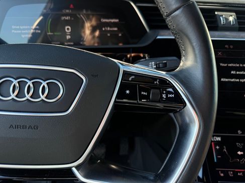 Used 2021 Audi e-tron Prestige w/ Prestige Package AWD/4WD image 14