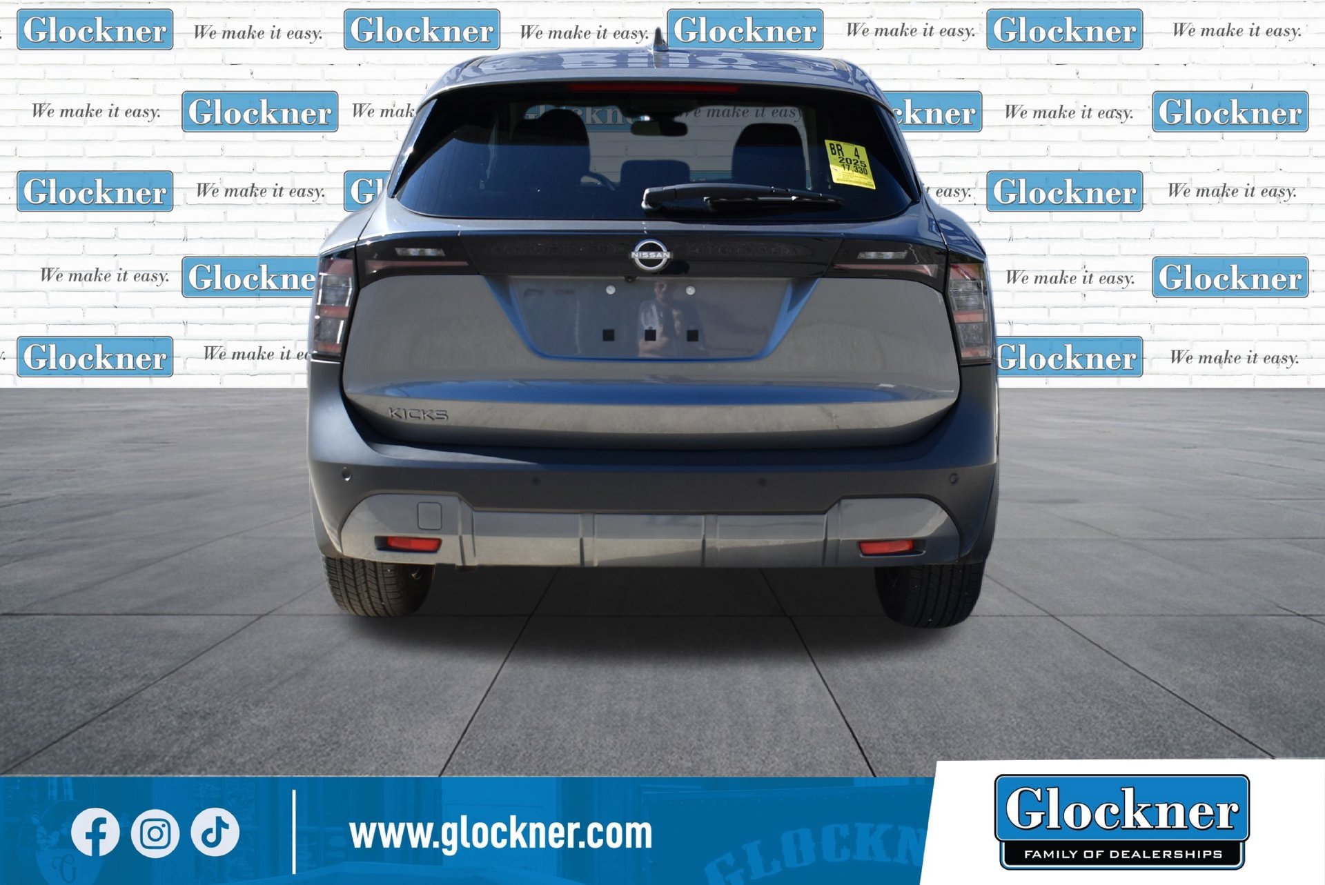 Used 2025 Nissan Kicks SV FWD image 14