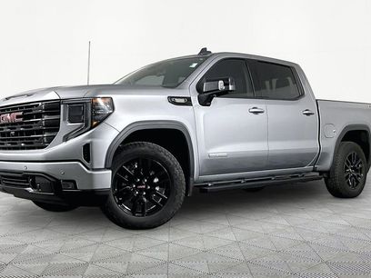 Used 2025 GMC Sierra 1500 Elevation