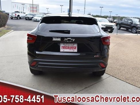 New 2026 Chevrolet Trax RS image 8