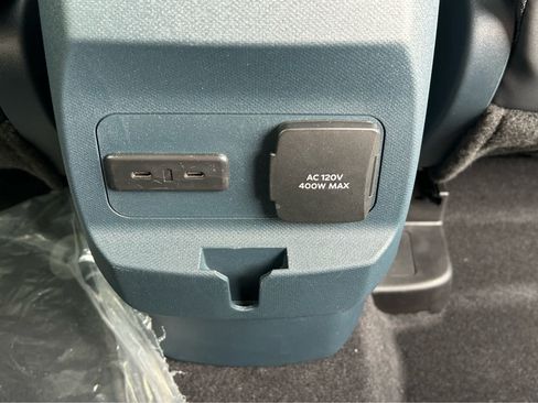 New 2026 Ford Maverick Lariat w/ Black Appearance Package AWD/4WD image 12
