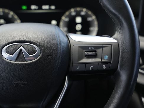 Used 2023 INFINITI QX60 Luxe w/ Performance Audio Package image 11