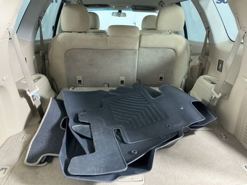Used 2014 Nissan Pathfinder S image 24