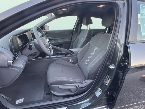 New 2026 Hyundai Elantra Sport FWD image 19