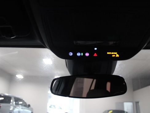 Used 2025 GMC Terrain Elevation AWD/4WD image 40