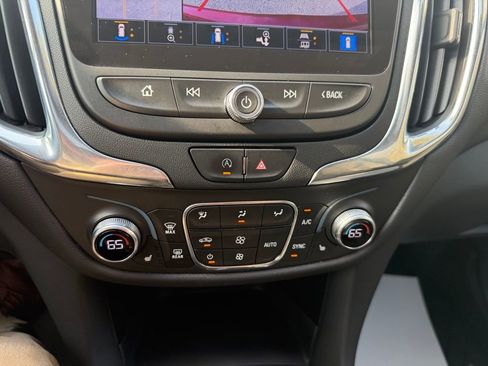 Used 2023 Chevrolet Equinox LT image 26