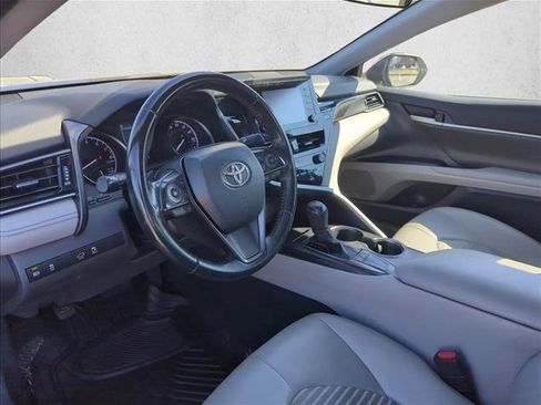 Used 2023 Toyota Camry SE FWD image 10