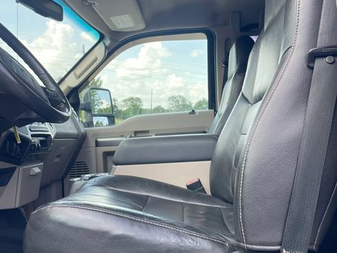 Used 2009 Ford F250 FX4 AWD/4WD image 21