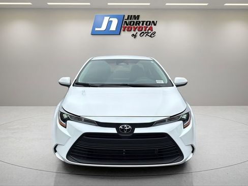 New 2026 Toyota Corolla LE FWD image 2