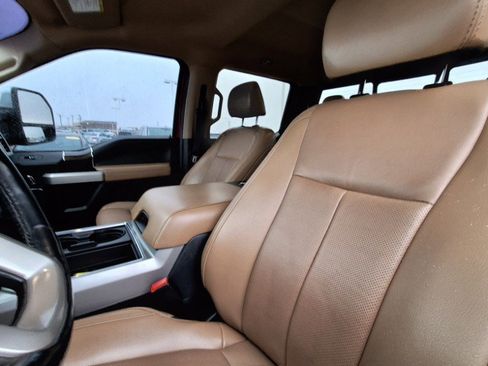 Used 2022 Ford F350 Lariat w/ Lariat Ultimate Package image 10