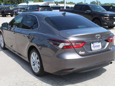 Used 2023 Toyota Camry LE FWD image 7