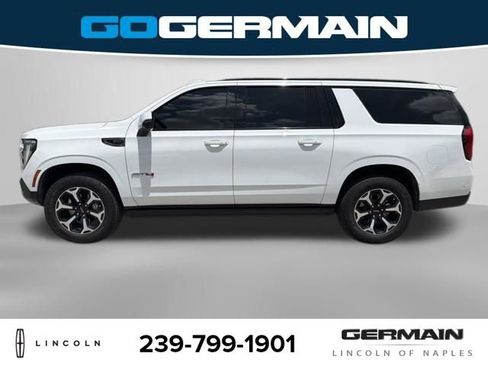 Used 2025 GMC Yukon XL AT4 w/ AT4 Premium Package AWD/4WD image 3