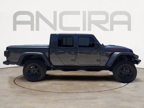 Used 2020 Jeep Gladiator Mojave AWD/4WD image 11