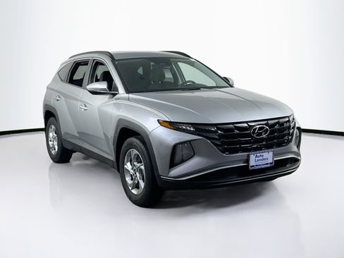 Used 2023 Hyundai Tucson SEL image 3