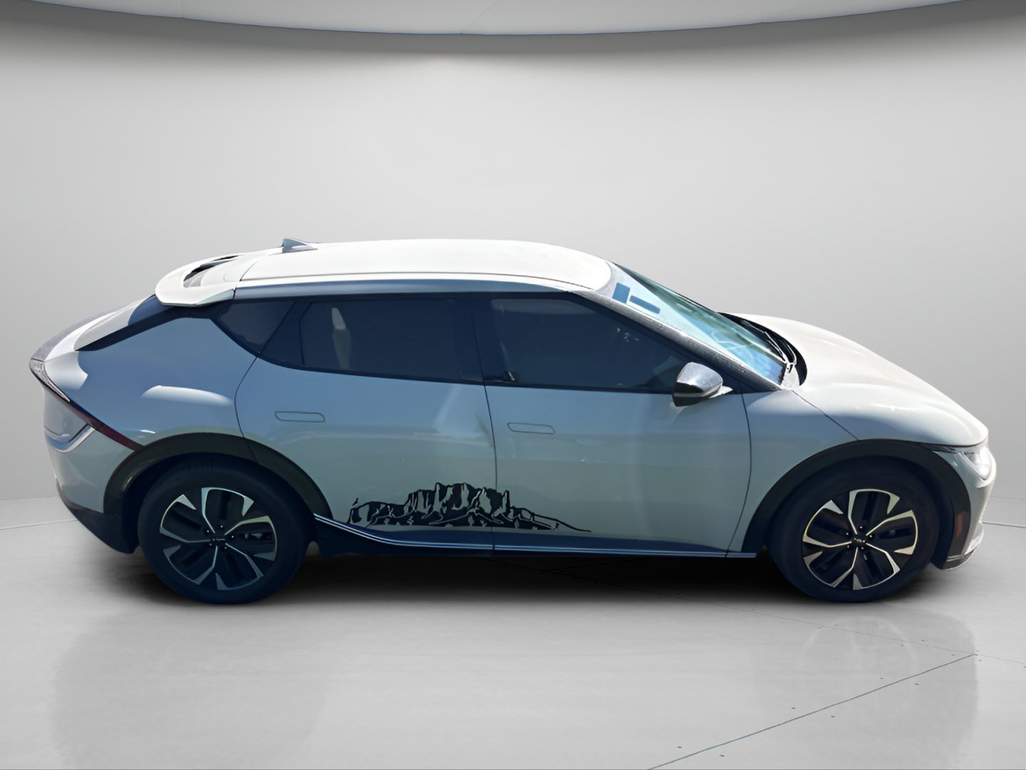 Used 2023 Kia EV6 Wind AWD/4WD image 17