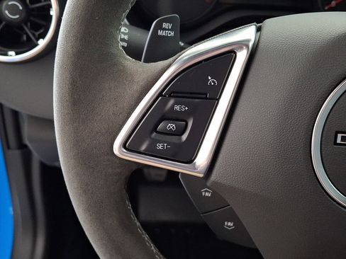 Used 2022 Chevrolet Camaro SS RWD image 18