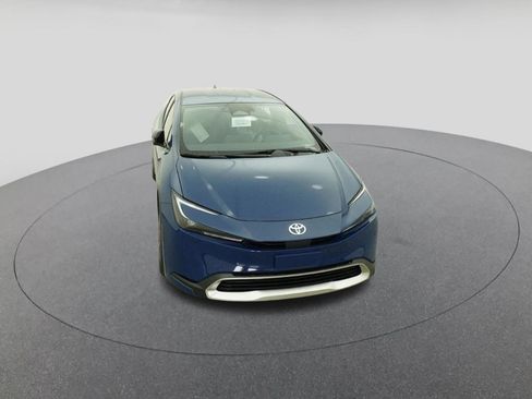 New 2026 Toyota Prius Plug-In Hybrid FWD image 14