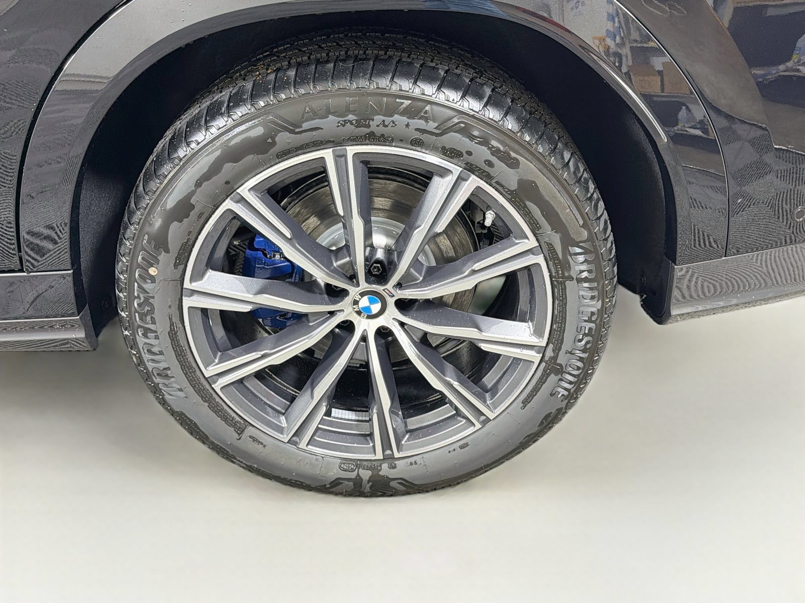 New 2027 BMW X6 xDrive40i AWD/4WD image 34