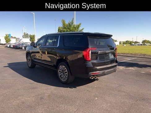 Used 2024 GMC Yukon XL Denali Ultimate AWD/4WD image 5