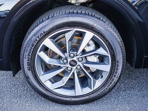 Used 2023 Audi Q5 2.0T Premium Plus w/ Premium Plus Package image 9