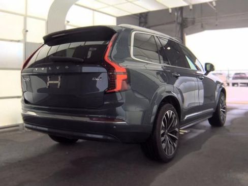 Used 2026 Volvo XC90 B6 Ultra AWD/4WD image 4