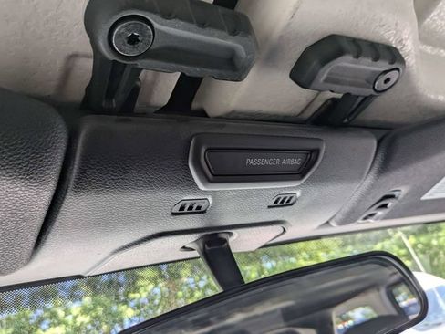 Used 2021 Jeep Wrangler Unlimited Sahara w/ Dual Top Group AWD/4WD image 21