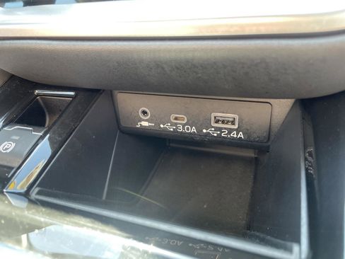 Used 2024 Subaru Legacy Limited image 18