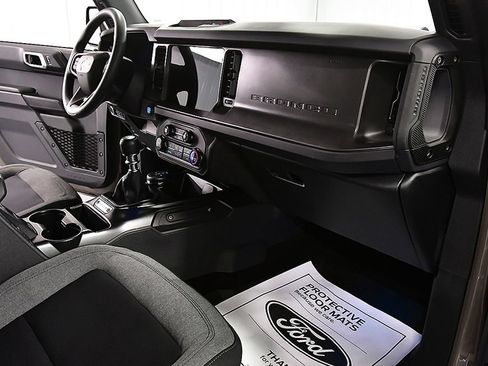 Used 2025 Ford Bronco 4-Door AWD/4WD image 28