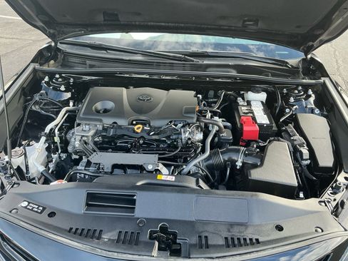 Used 2024 Toyota Camry SE image 21