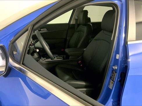 New 2026 Kia Sportage EX w/ EX Panorama Roof Package image 9