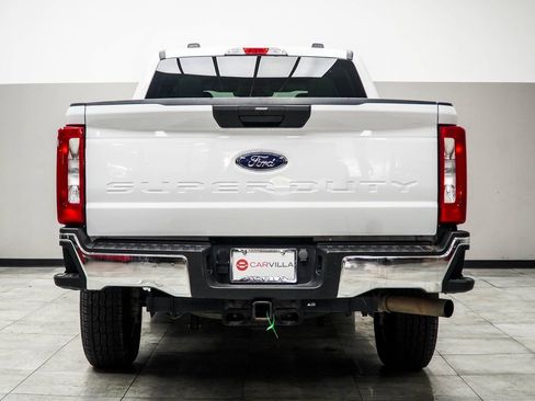 Used 2024 Ford F250 XLT image 11