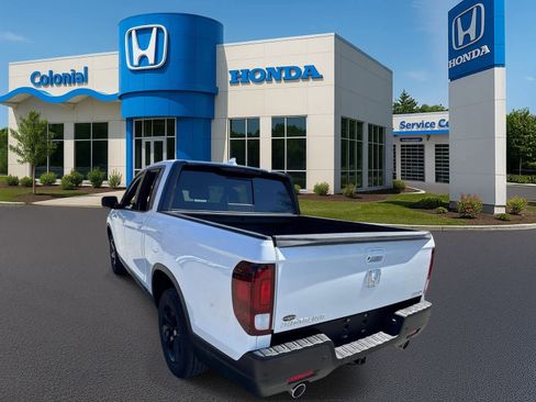 Used 2023 Honda Ridgeline Black Edition image 4